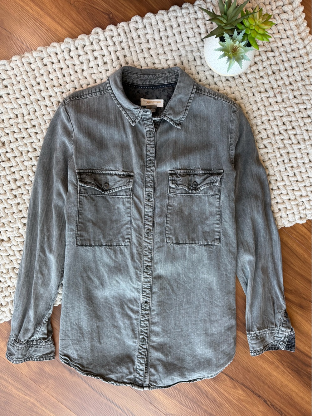 Pilcro by Anthropologie | Black Denim Lyocell Button Up Long Sleeve Top | Small